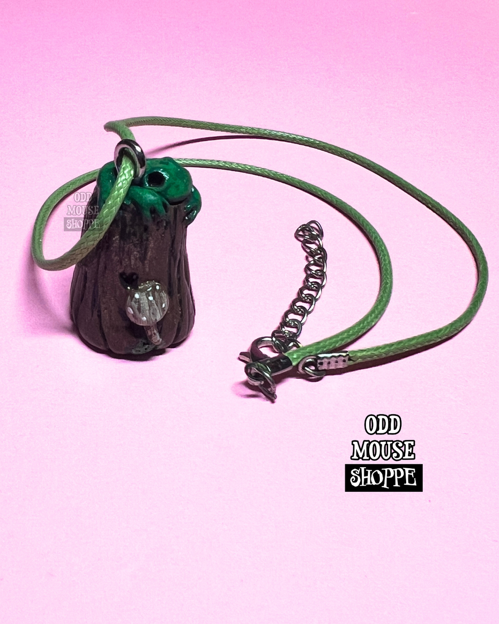 Frog on Stump Neon Green Necklace